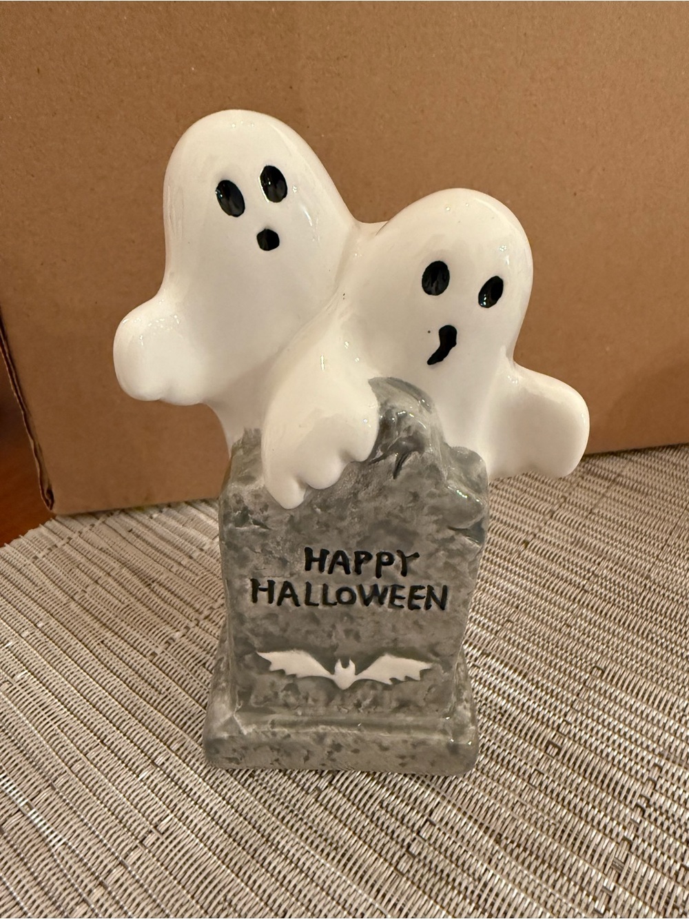 Halloween Ghost Tombstone Decoration - White and Gray